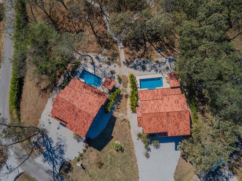 Casas Nimbu & Tasipio - Great Cash Flow - 2 Homes/ 2 Pools - 1.3 acres