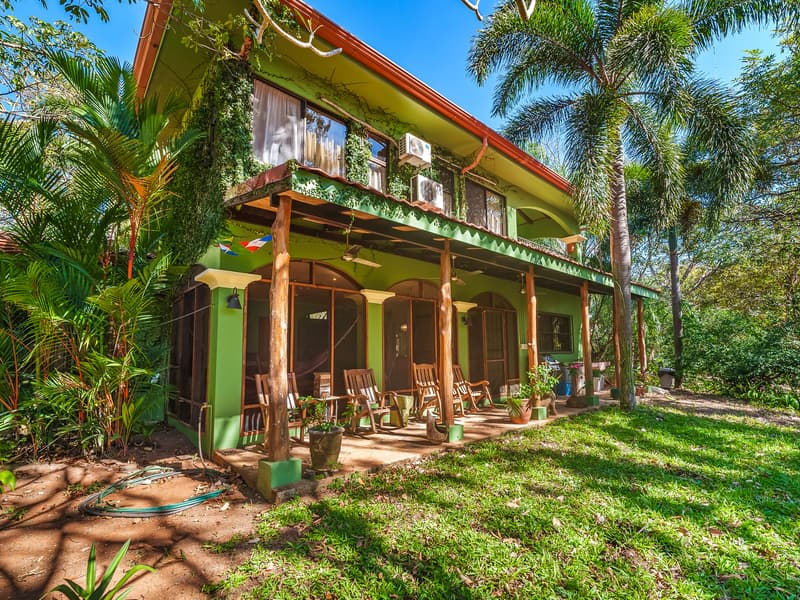 Casa Verde - Charming Family Home in Tierra Pacifica