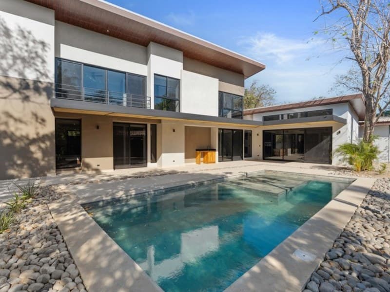 Casa Las Baulas: Coastal Luxury Steps from Playa Grande
