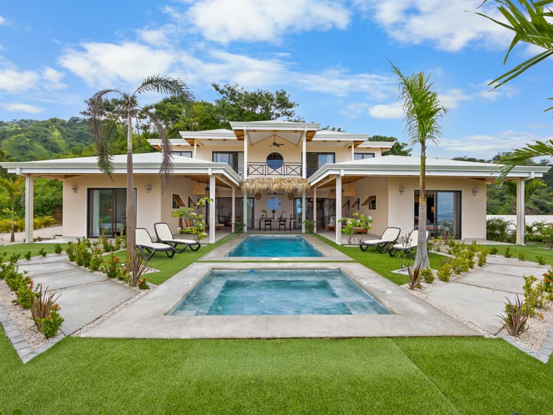 Casa Camari: Where Luxury Meets Soul in the Hills of Potrero