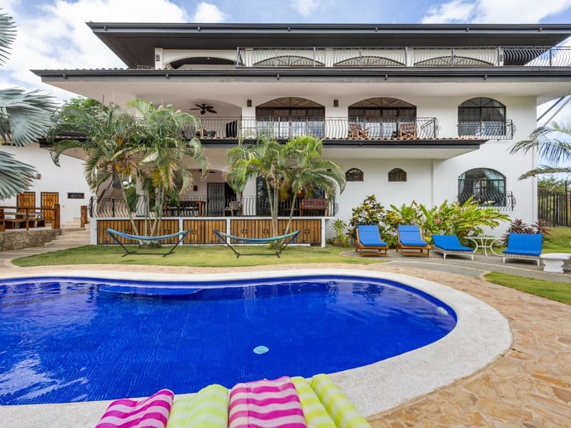 Casa Mimosa - Luxury Multi-Unit Villa Steps from Flamingo Beach