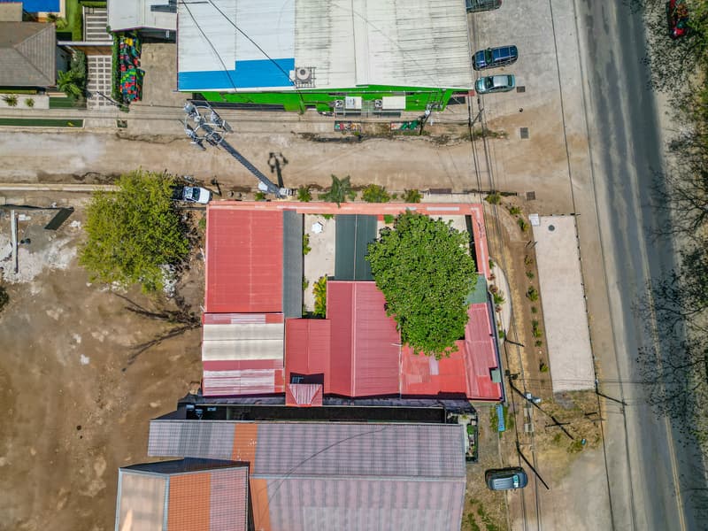 Versatile Property in Tamarindo Prime Location — Casa de 4 habitaciones con piscina en Tamarindo