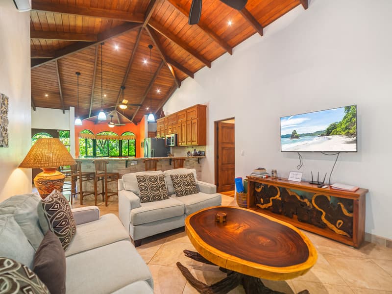 Casa de Paz | Casa de 2 habitaciones en 1.24 acres en Tierra Pacífica cerca de Playa Junquillal