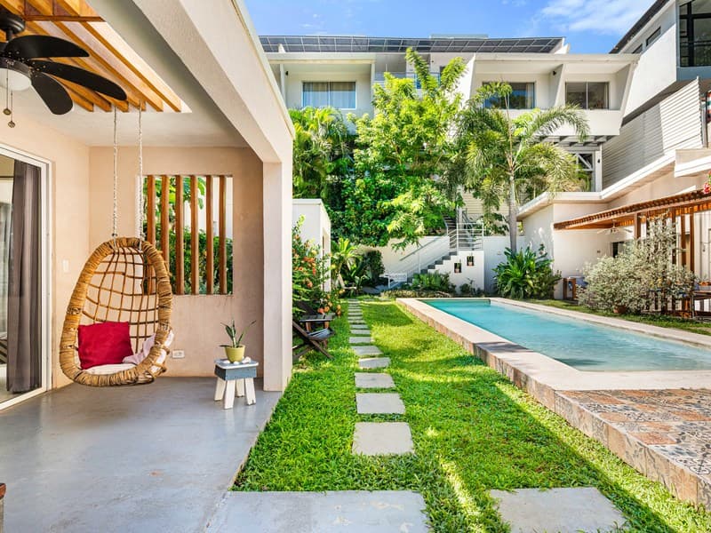 Charming 14 Room Hotel in Tamarindo