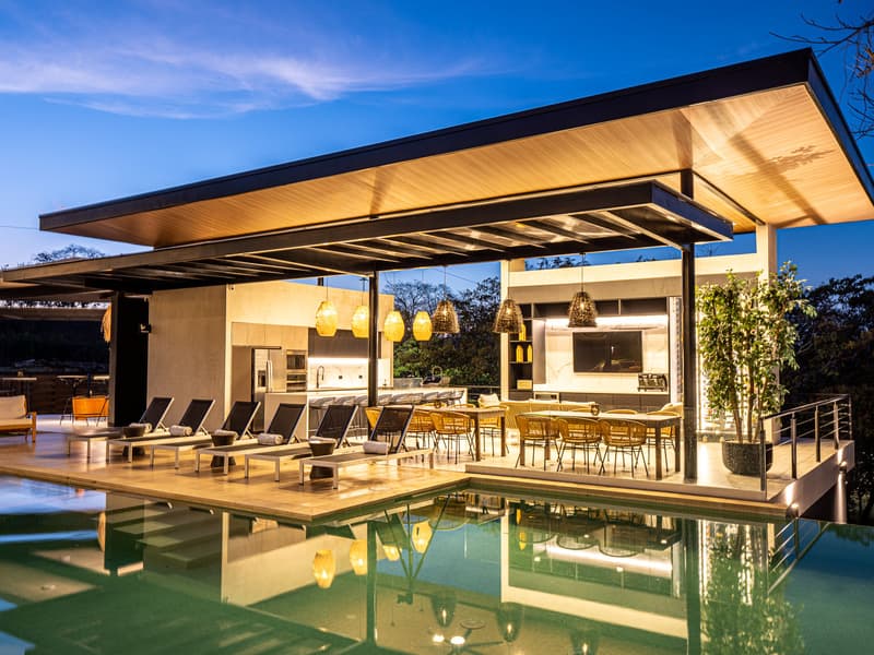Epic Tamarindo, Exclusive Luxury Investment with 18 Villas and Suites
