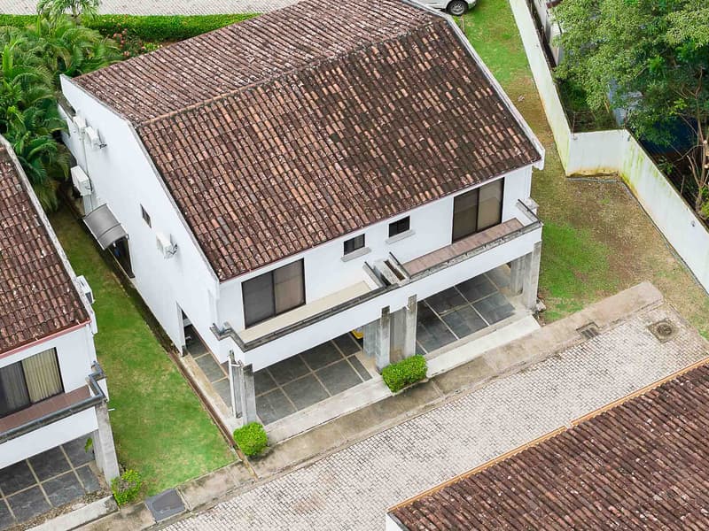 El Sandal #9- 3 Bed Town Home, 10 mins to beach