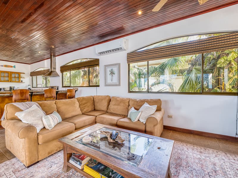 Turnkey Penthouse Residence in Central Tamarindo
