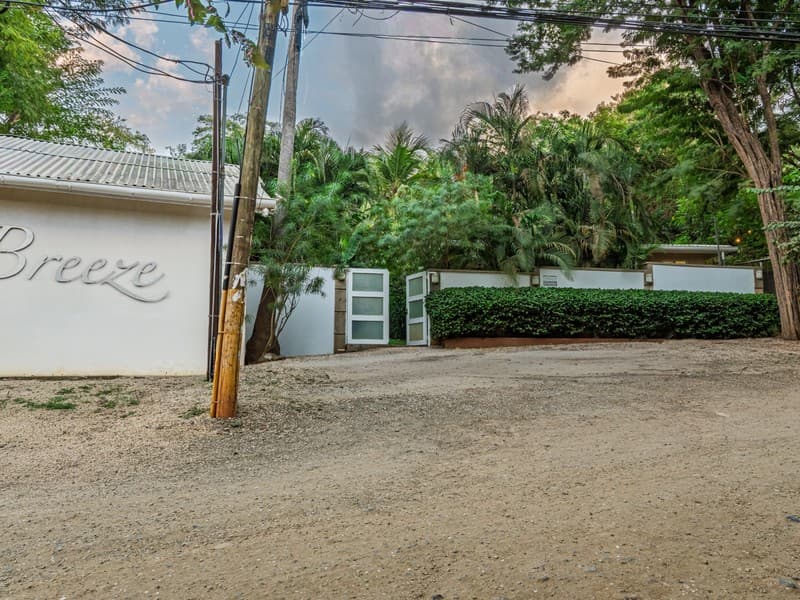 The Breeze Boutique Hotel - Solid Investment Opportunity in Tamarindo