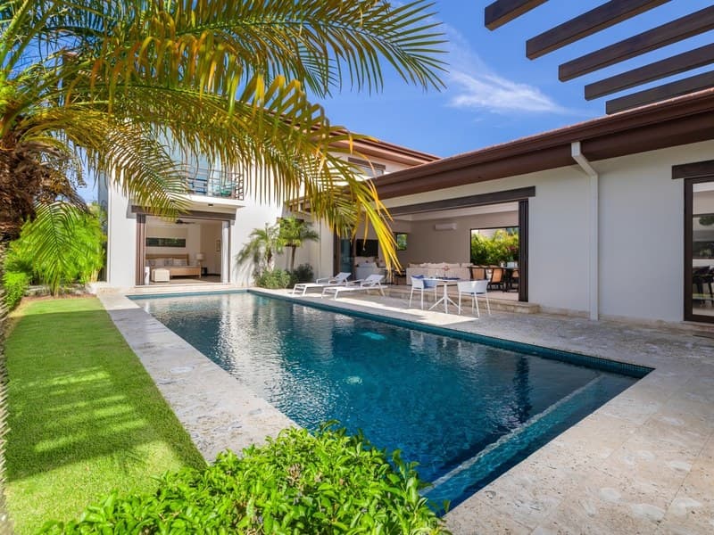 Luxury Beachside Home in Las Golondrinas, Hacienda Pinilla