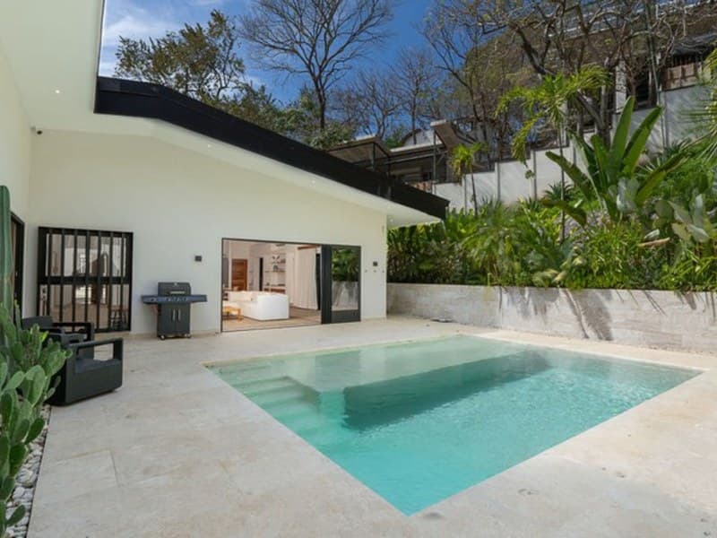 Casa Acqua - Luxury Coastal Residence with Guest Homes in Playa Grande