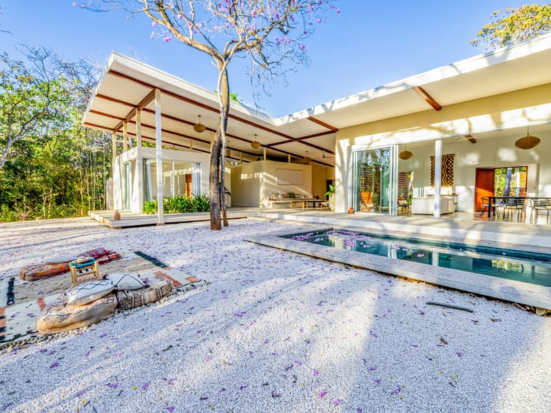 Modern Tropical Villa - Walk to Playa Avellanas - Turnkey Investment Opportunity