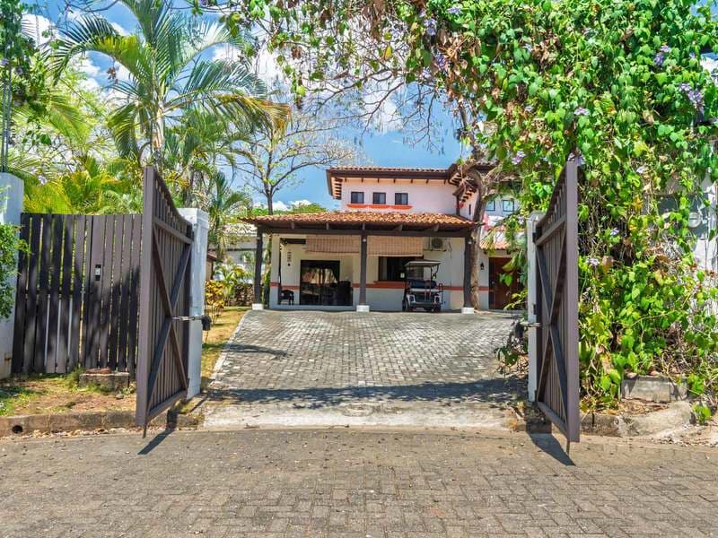 Casa Brasil - Gated Community, Close to Tamarindo
