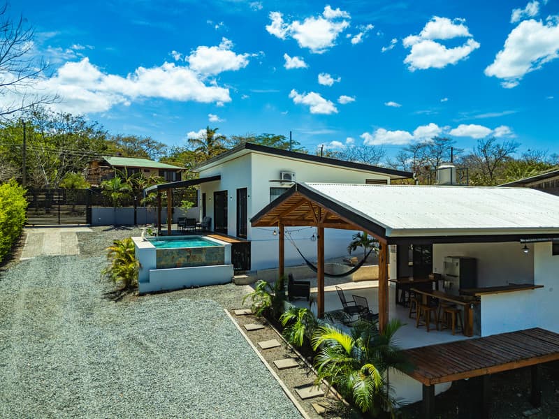 Tropical Home Near Playa Negra