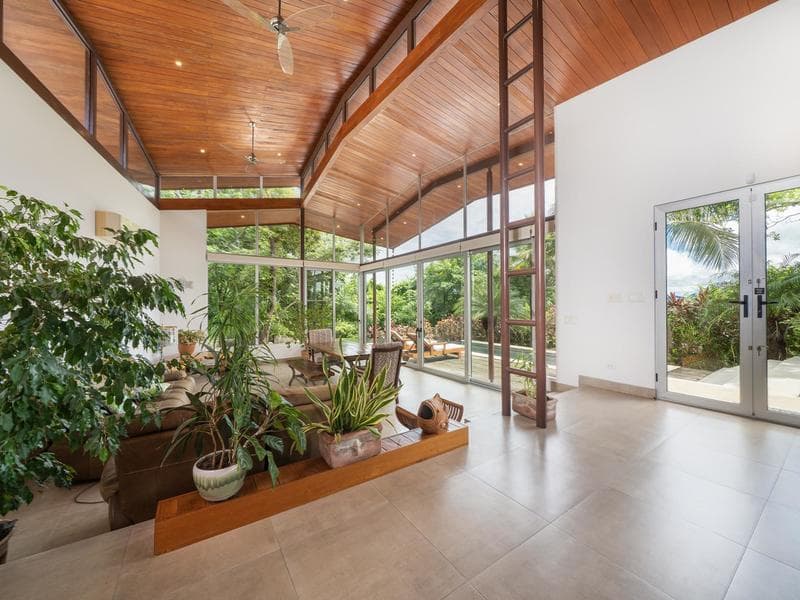 Peaceful Tropical Living Just Minutes from Tamarindo