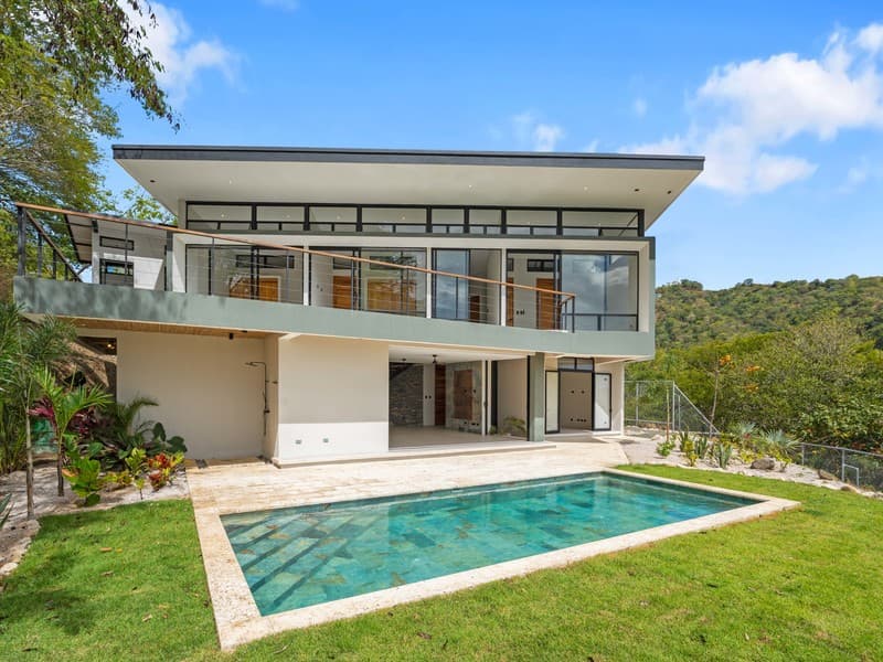 Villa Raoli | Your Private Escape in the Heart of Pacific Heights