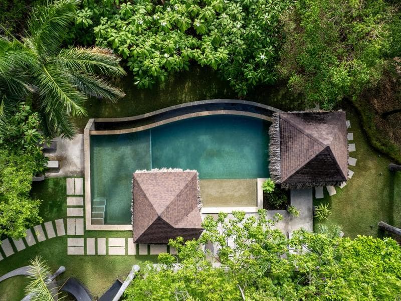 Luxury Jungle Estate with Resort-Style Amenities
