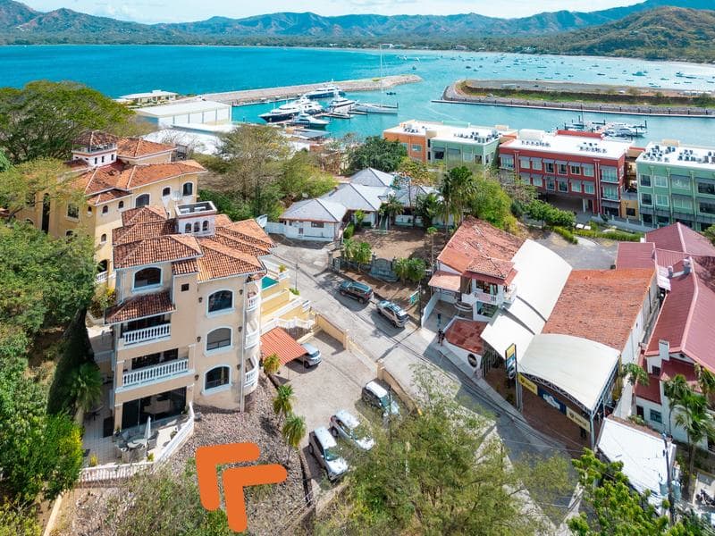 Two Bedroom Condo Steps From Flamingo Marina