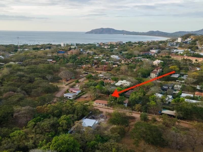 3 Bed Home + Buildable Lot in La Norma | Walk to Tamarindo Beach